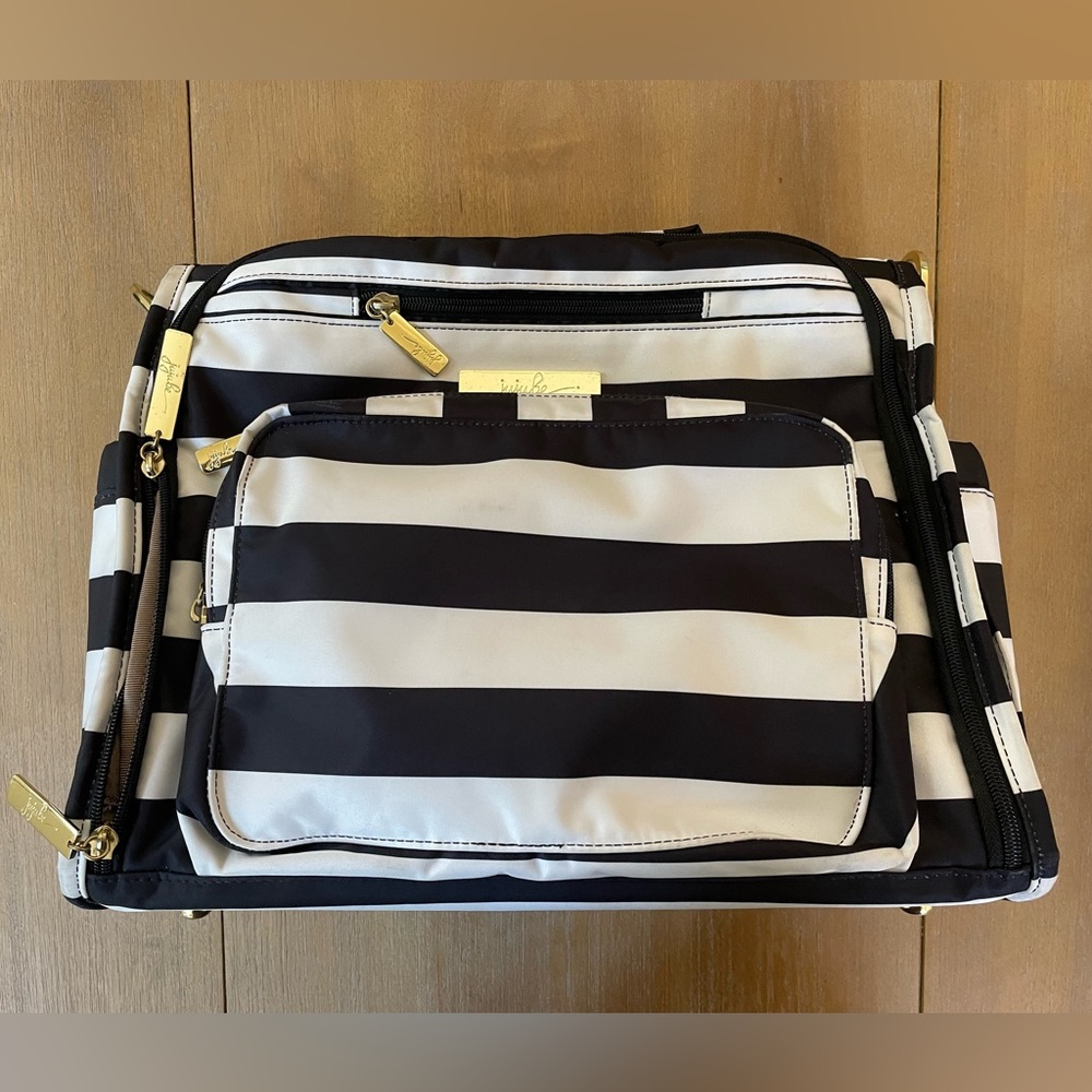 Jujube B.F.F. DIAPER BAG - THE FIRST LADY